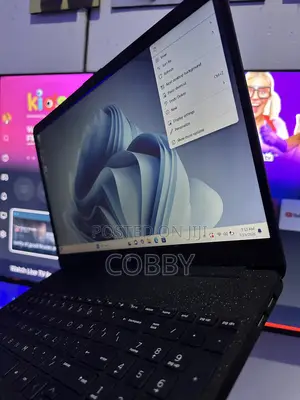 Laptop HP 15-dw1197nia 8GB Intel Core i3 SSD 256GB