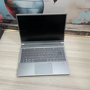 Laptop Acer Predator Triton 14 16GB Intel Core i7 HDD 512GB