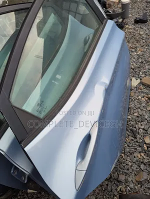 Hyundai Elantra Doors