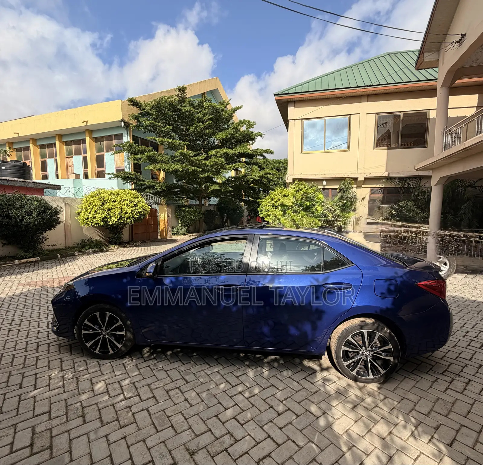 Toyota Corolla XSE (1.8L 4cyl 2A) 2018 Blue
