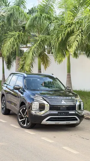 Mitsubishi Outlander SE 2022 Black