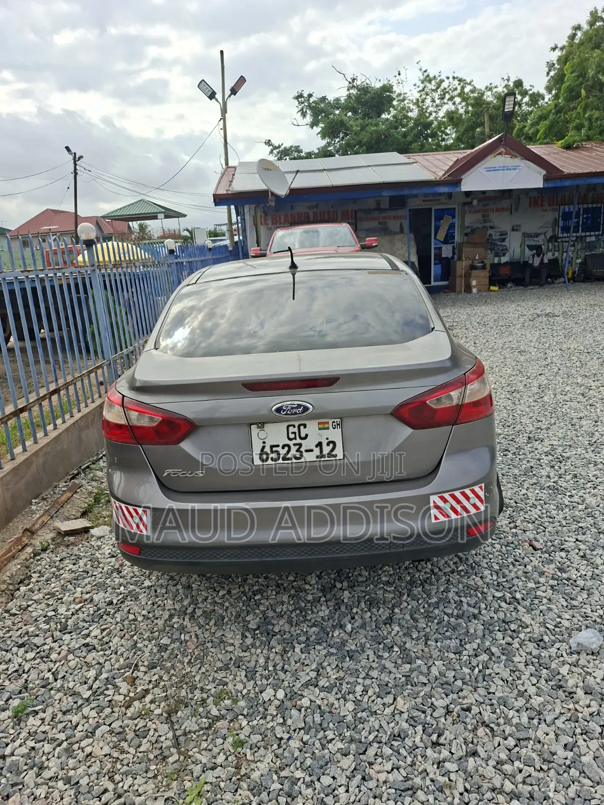 Ford Focus 2010 Gray