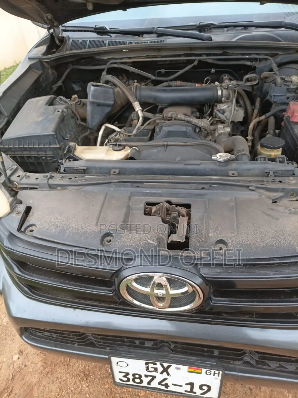 Toyota Hilux 2019 Gray