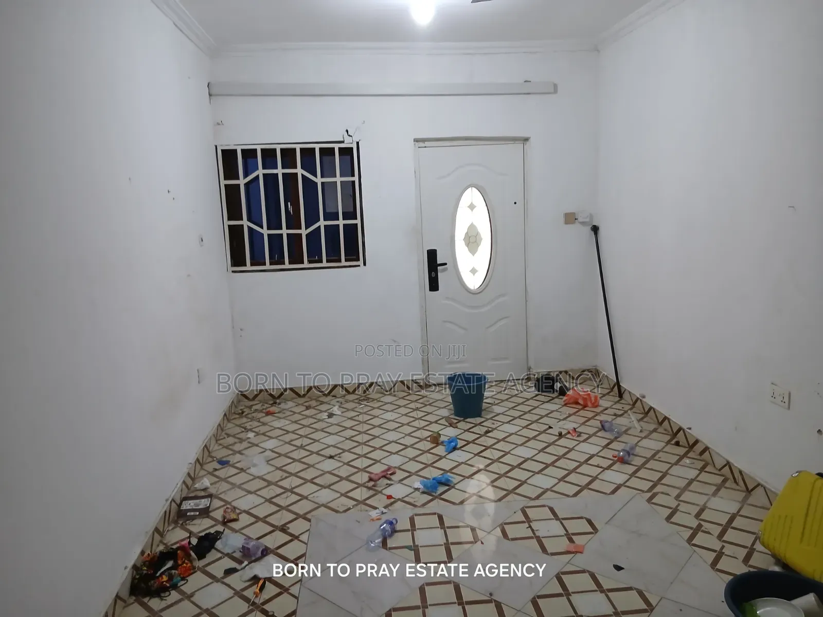 2bdrm Apartment in Born To Pray Estate, Ejisu-Juaben Municipal for rent