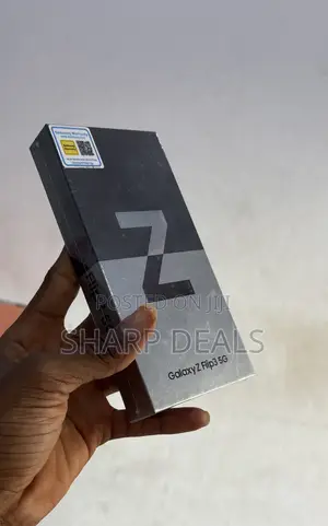 New Samsung Galaxy Z Flip3 5G 256 GB Black