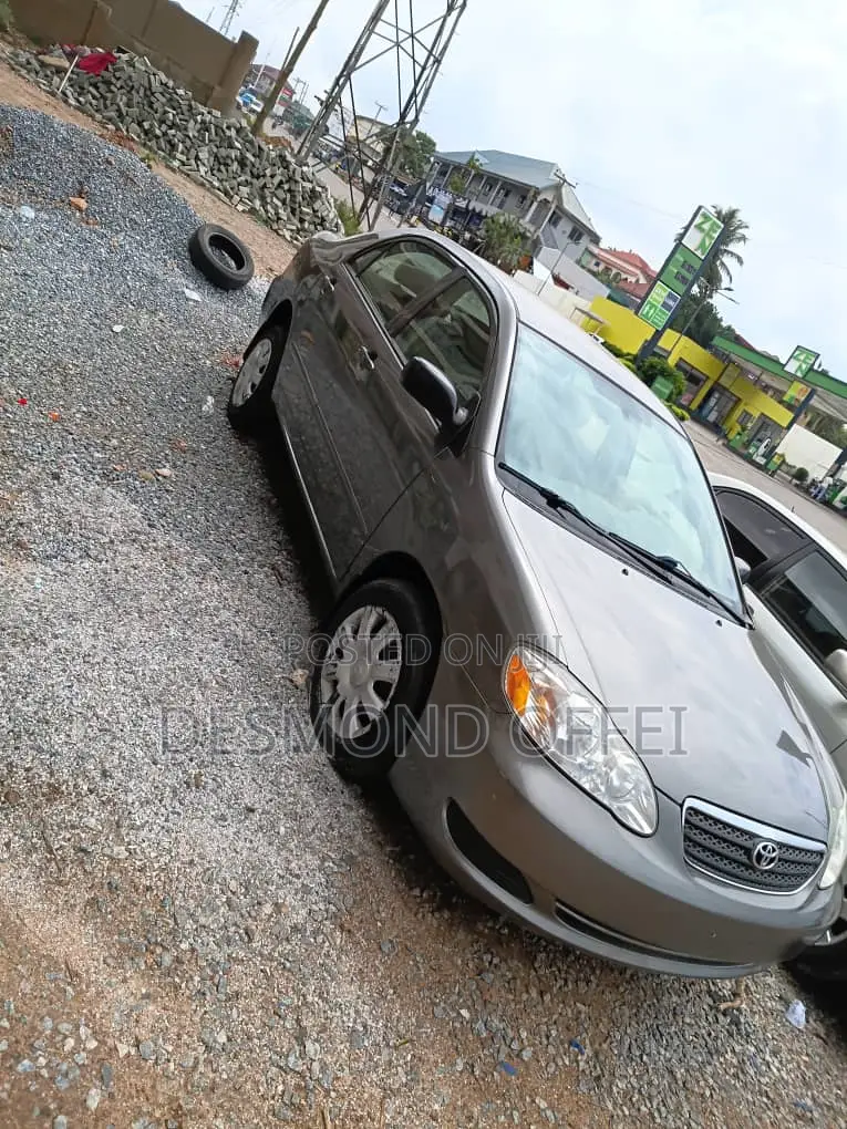 Toyota Corolla 2008 Gray