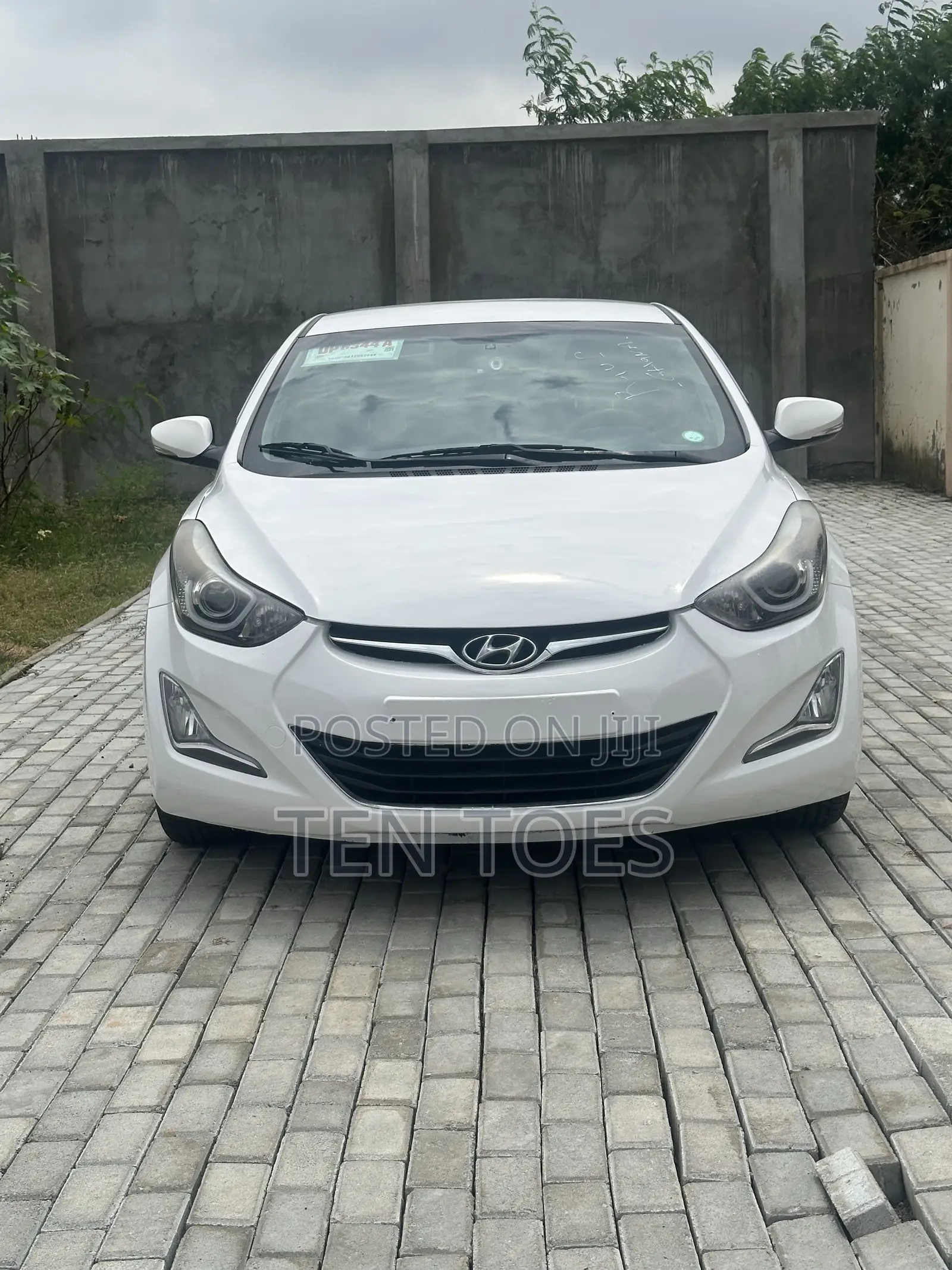 Hyundai Avante 2014 White