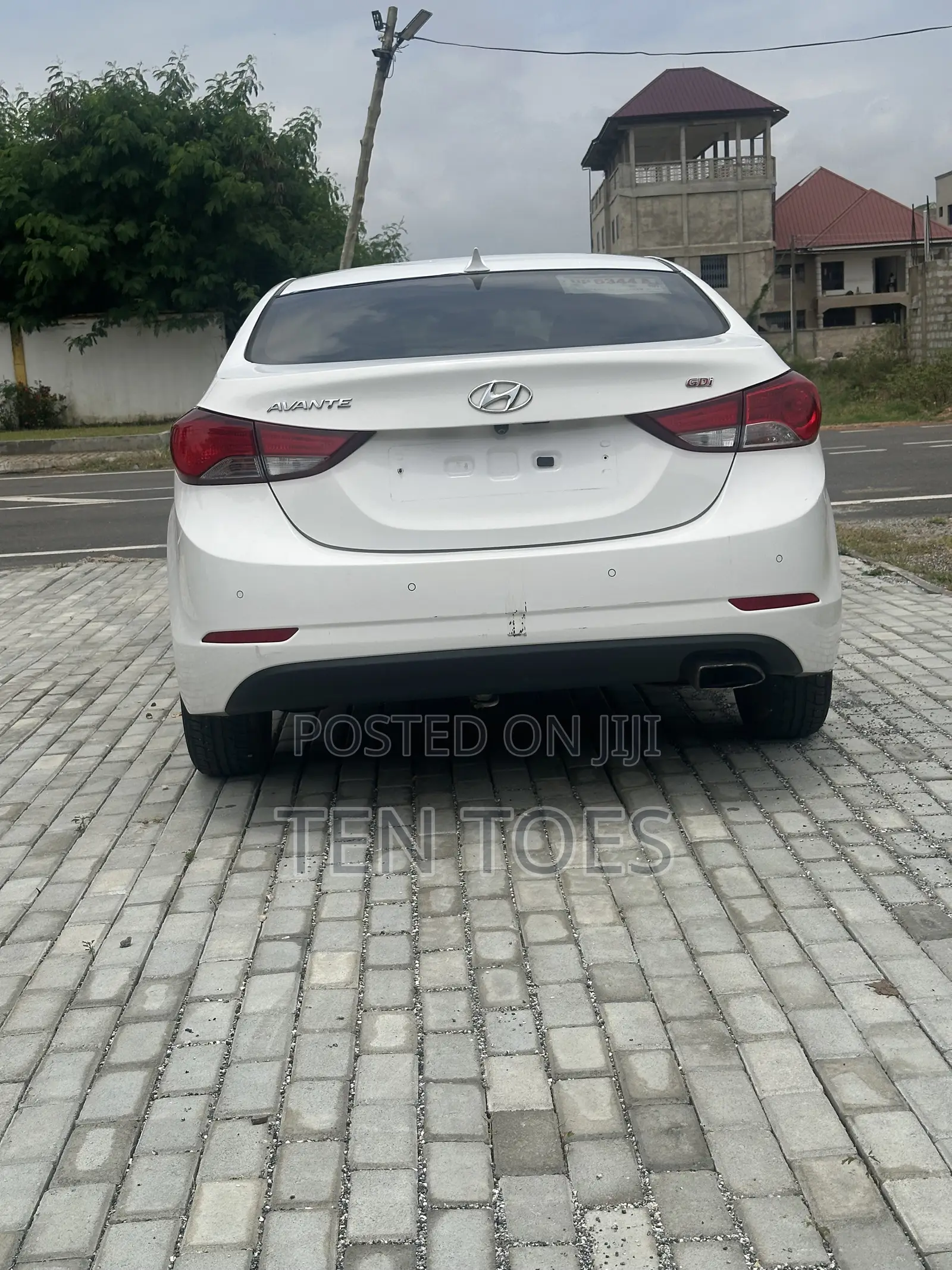Hyundai Avante 2014 White
