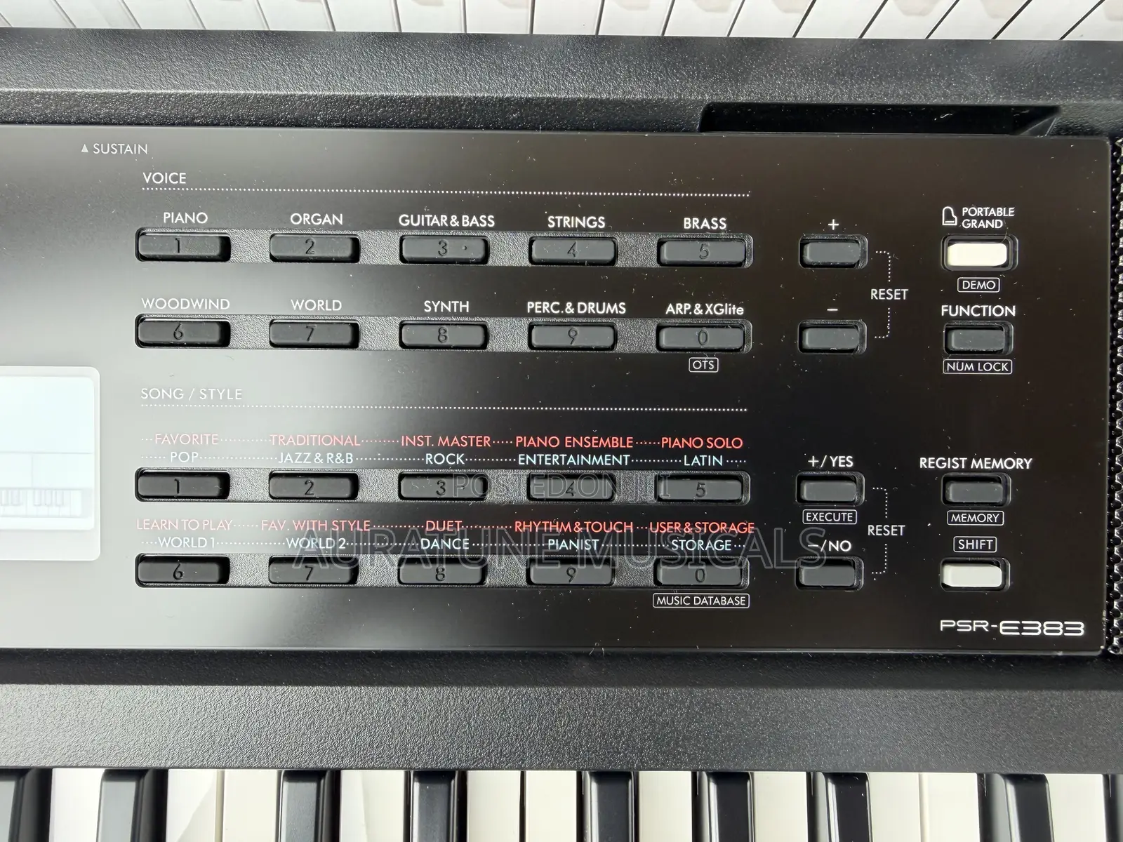 Yamaha PSR-E383 61-Key Portable Keyboard
