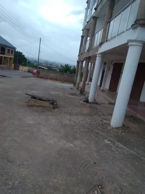 2bdrm Apartment in Ofankor for rent