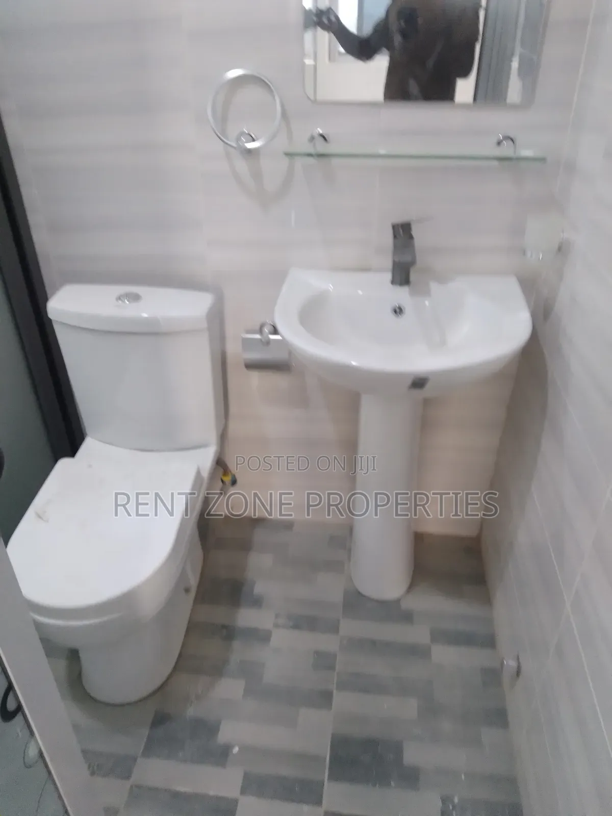 2bdrm Apartment in Ofankor for rent