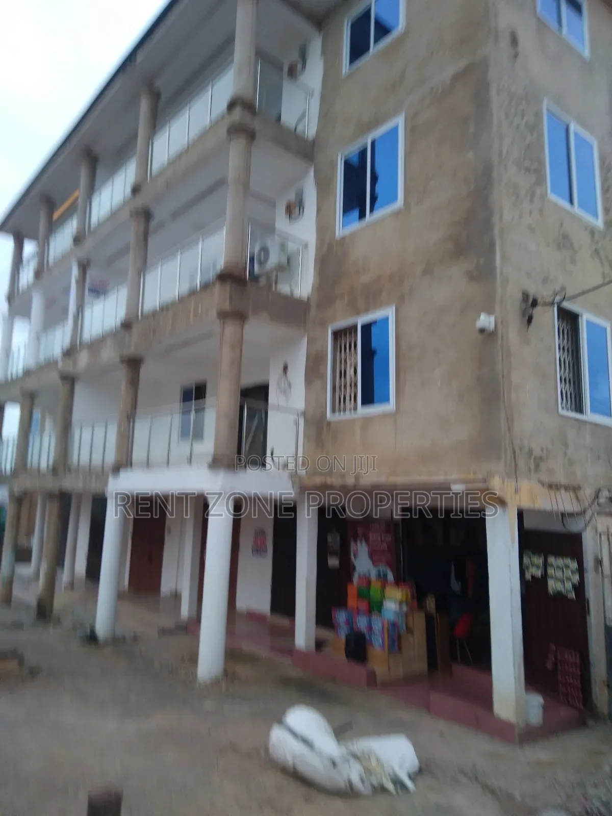 2bdrm Apartment in Ofankor for rent