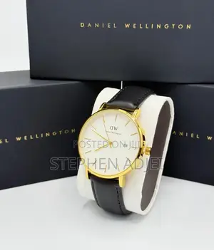Daniel Wellington Leather Strap Watch