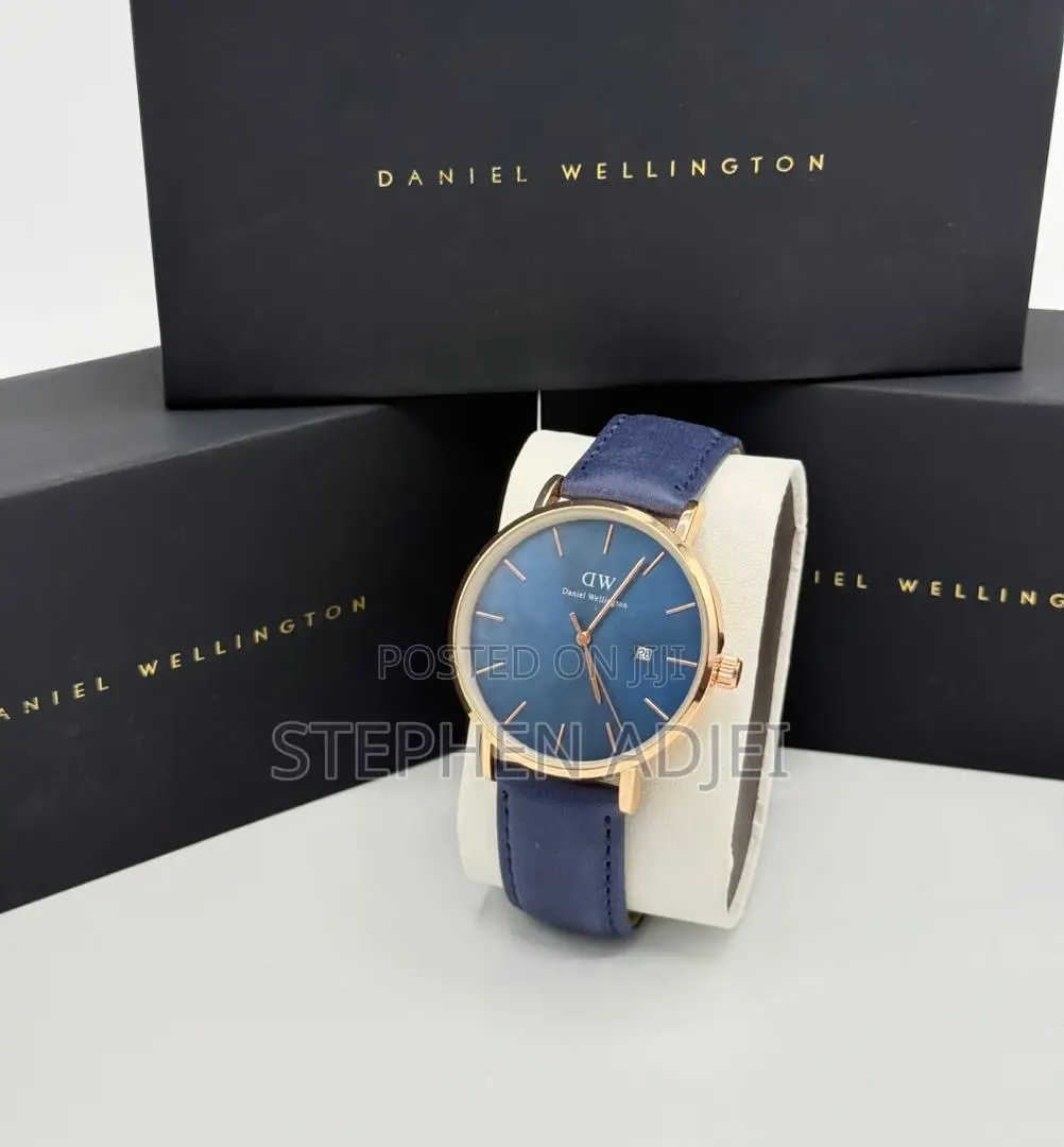Daniel Wellington Leather Strap Watch