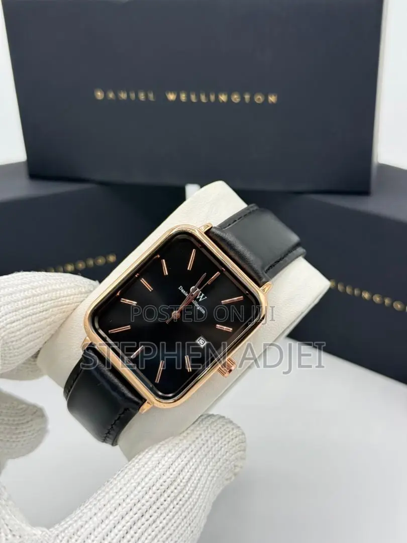 Daniel Wellington Leather Strap Watch