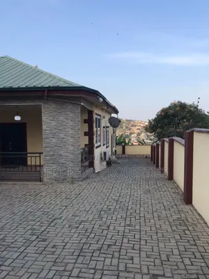 Furnished 4bdrm House in Acp, Kwabenya for sale