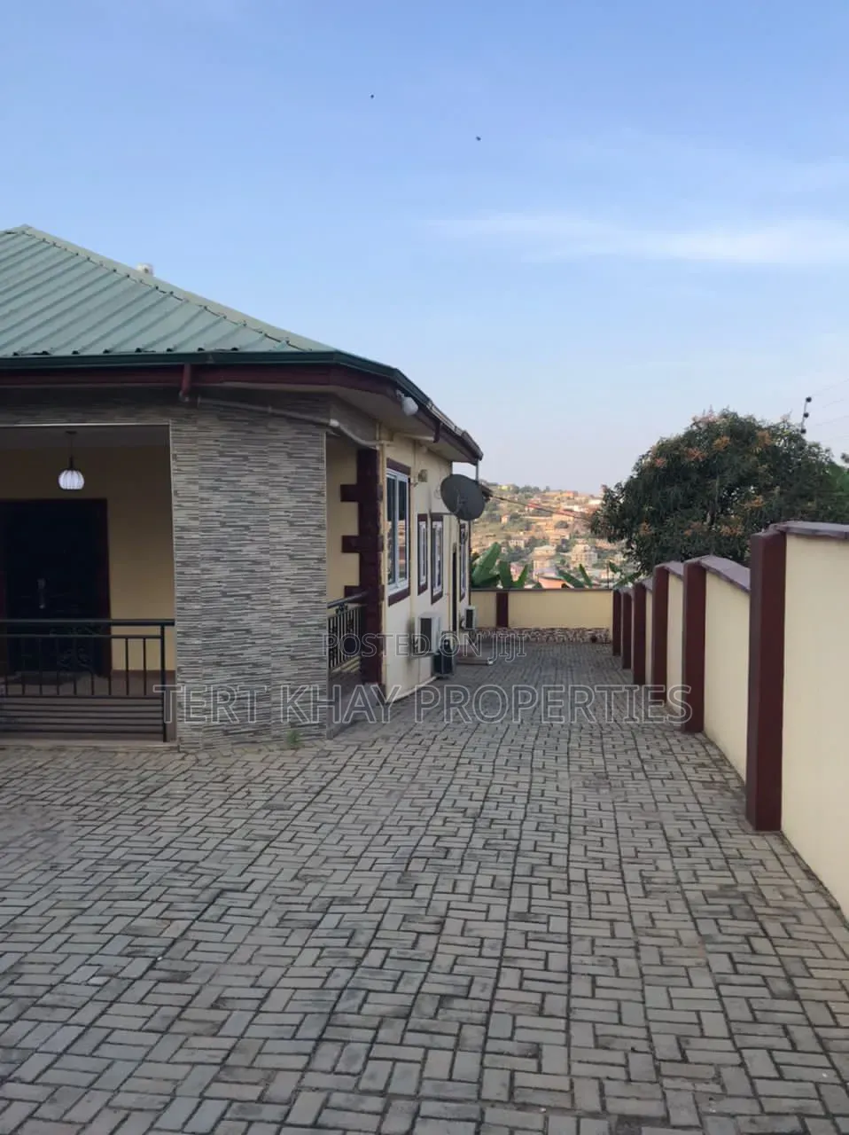 Furnished 4bdrm House in Acp, Kwabenya for sale