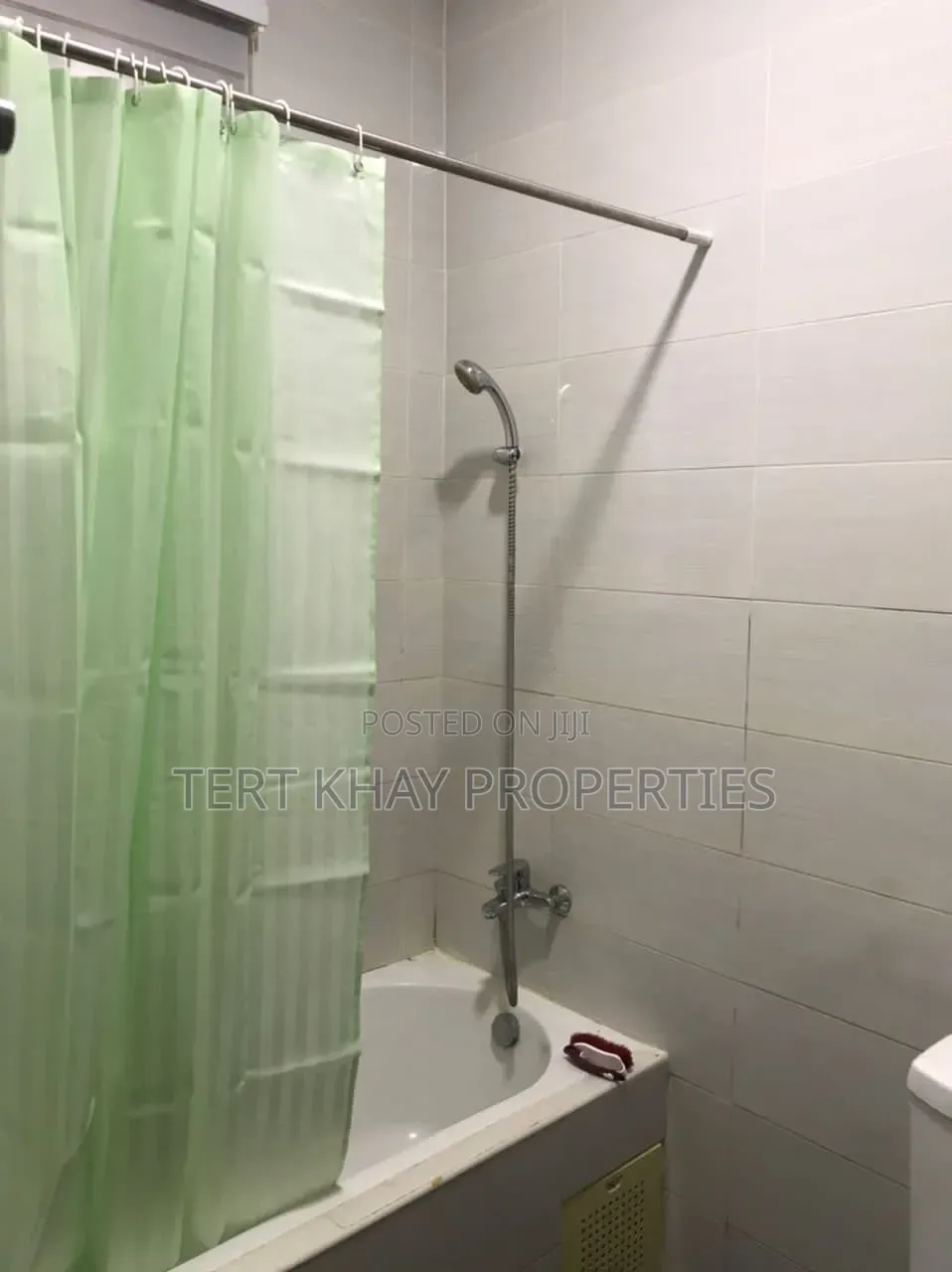 Furnished 4bdrm House in Acp, Kwabenya for sale