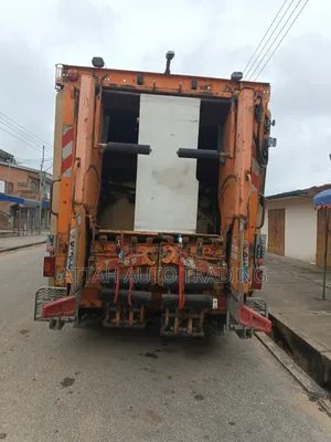 MAN Compactor 2007 Orange for Sale