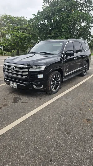 Toyota Land Cruiser 2023 Black