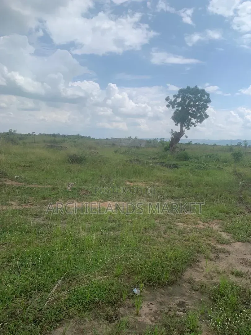 Land for Sale at Ayikuma