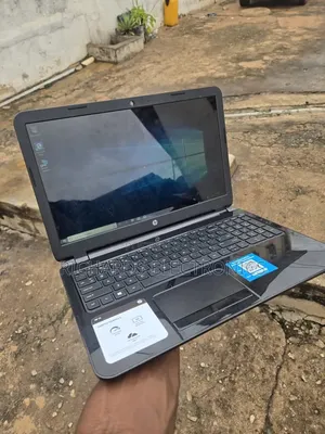 Laptop HP Pavilion 15 4GB AMD A6 HDD 1T