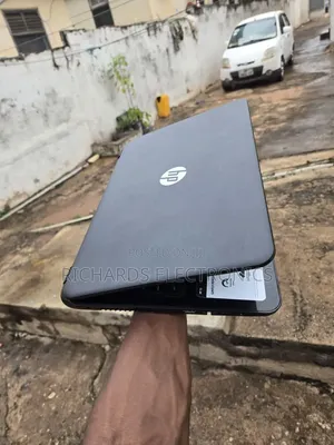 Laptop HP Pavilion 15 4GB AMD A6 HDD 1T