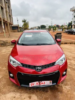 Toyota Corolla S Plus 4dr Sedan (1.8L 4cyl CVT) 2016 Red