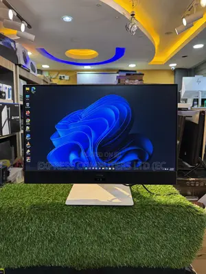 Desktop Computer Dell Inspiron 24 5000 16GB AMD A10 HDD+SSD 1T