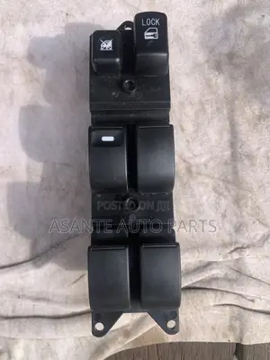 Mitsubishi Pajero Door Switch