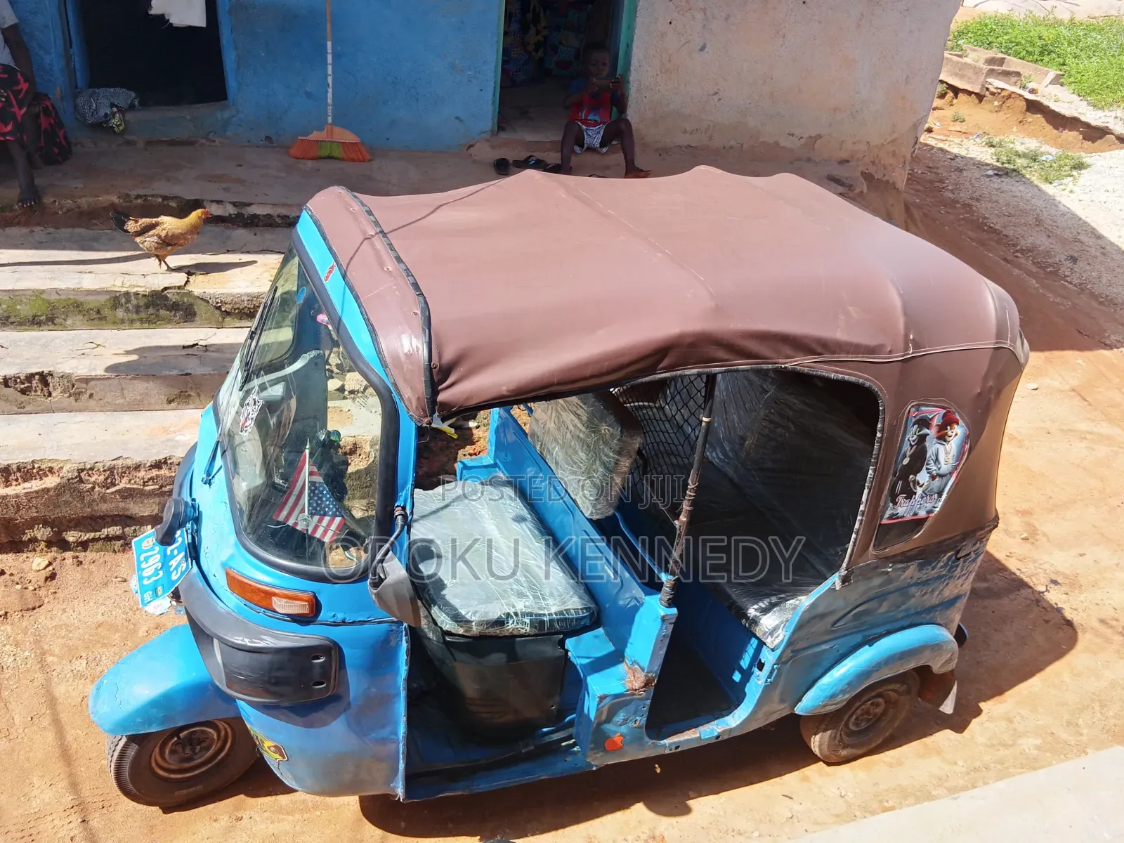 Bajaj RE 2022 Blue