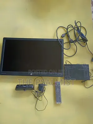 HP Prodisplay P240va Monitor, Q Box Satilite , Active Speaker Monitor