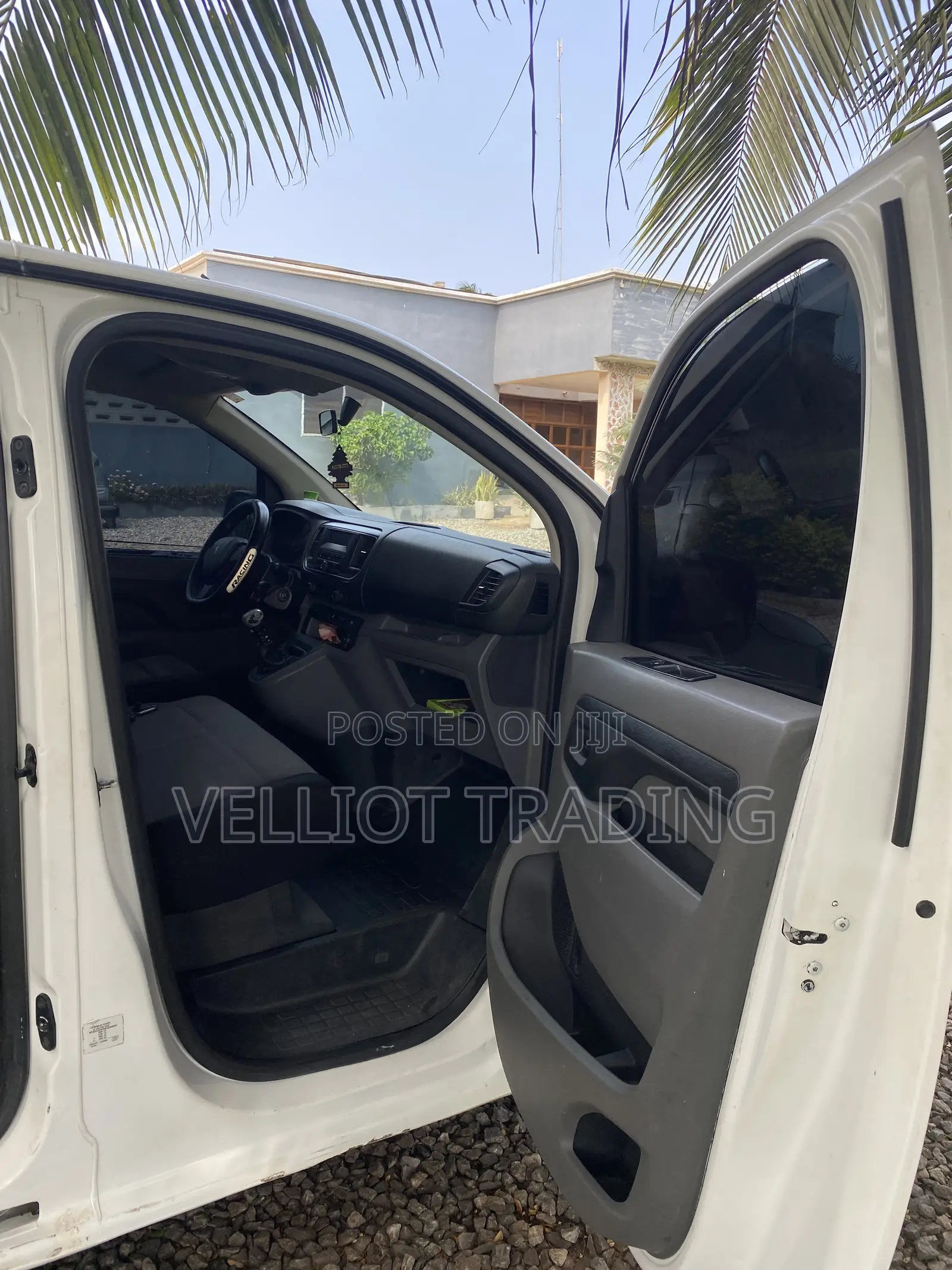 Toyota TownAce 2018 White