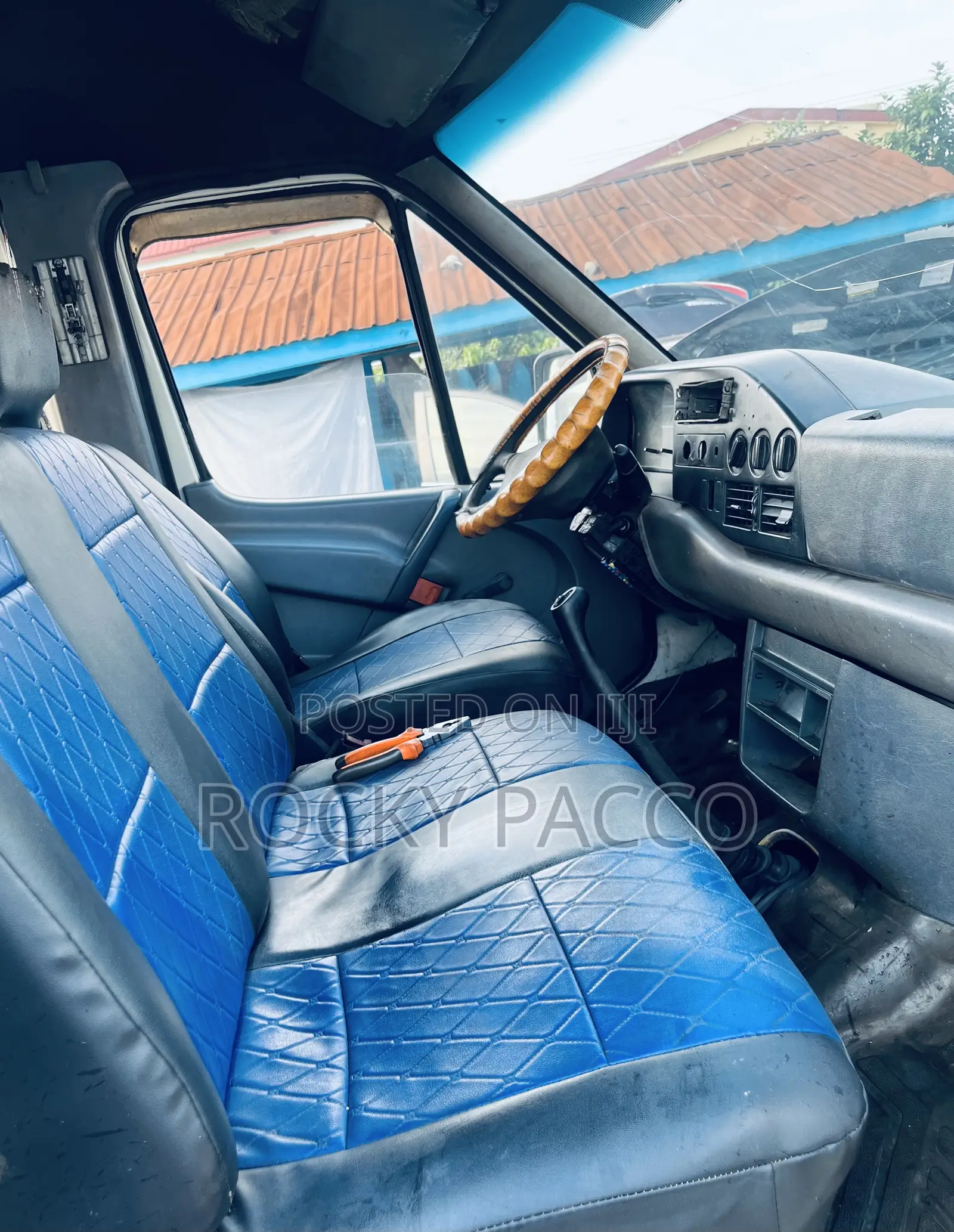 Mercedes-Benz Sprinter 2002 White