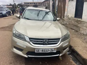 Honda Accord LX 4dr Sedan (2.4L 4cyl 6M) 2015 Gold