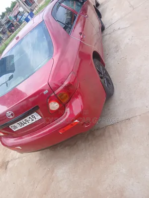 Toyota Corolla 2014 Red