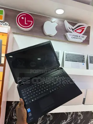 Laptop Toshiba Satellite P745 6GB Intel Celeron SSD 128GB