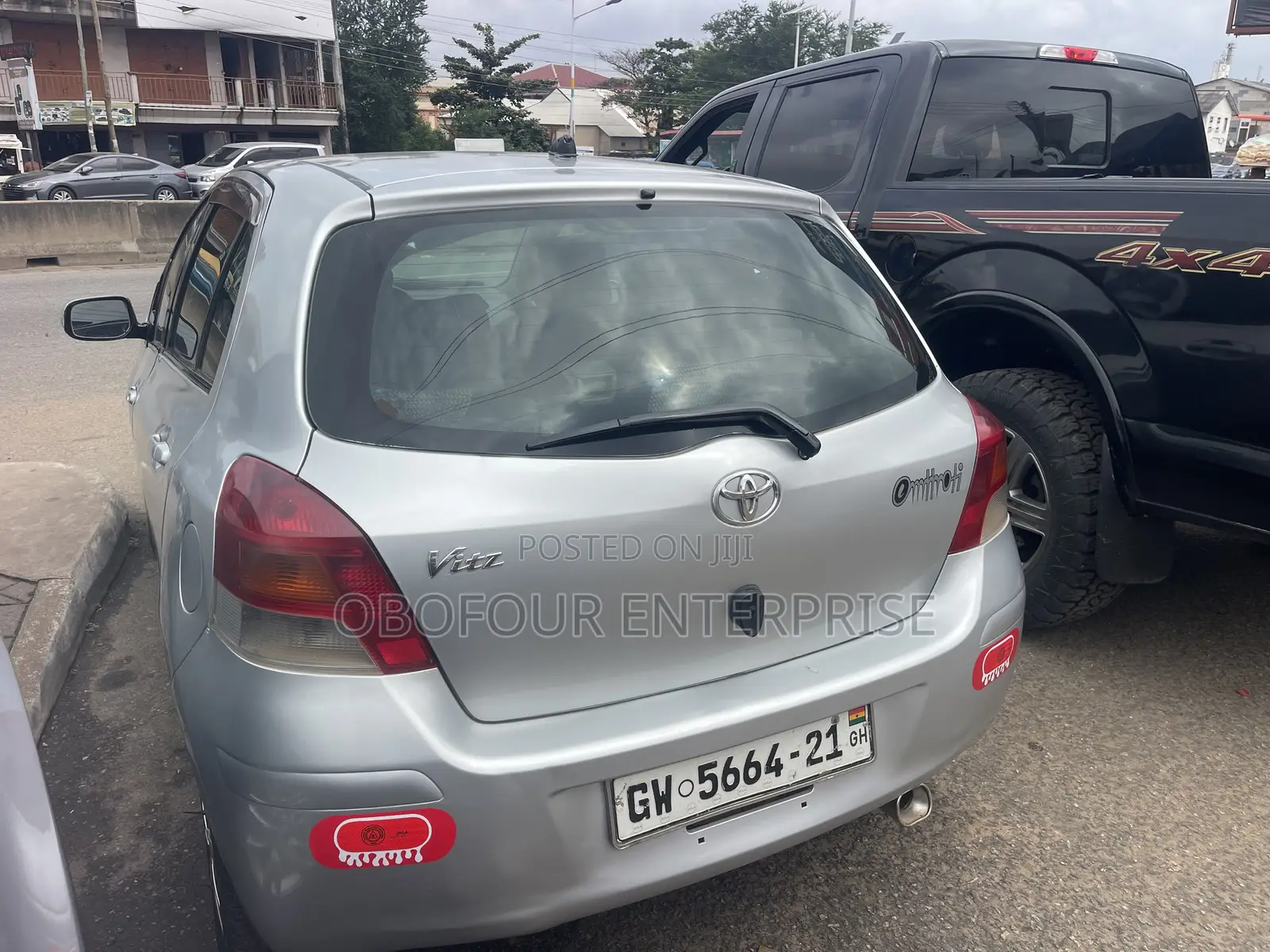 Toyota Vitz 1.5 FWD 5dr 2010 Silver