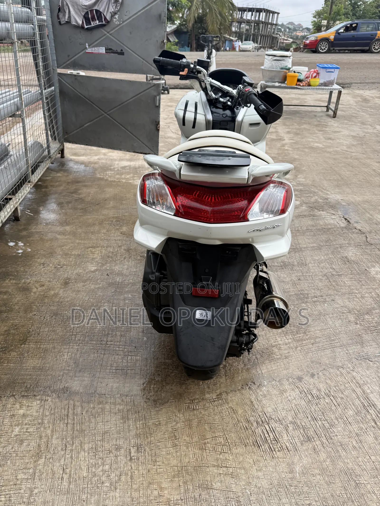 Yamaha Majesty 2021 White