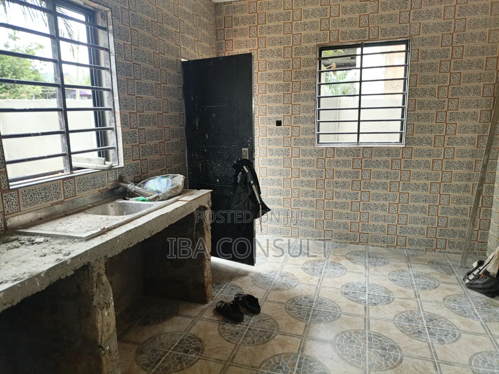 Furnished 3bdrm House in Amrahia for sale