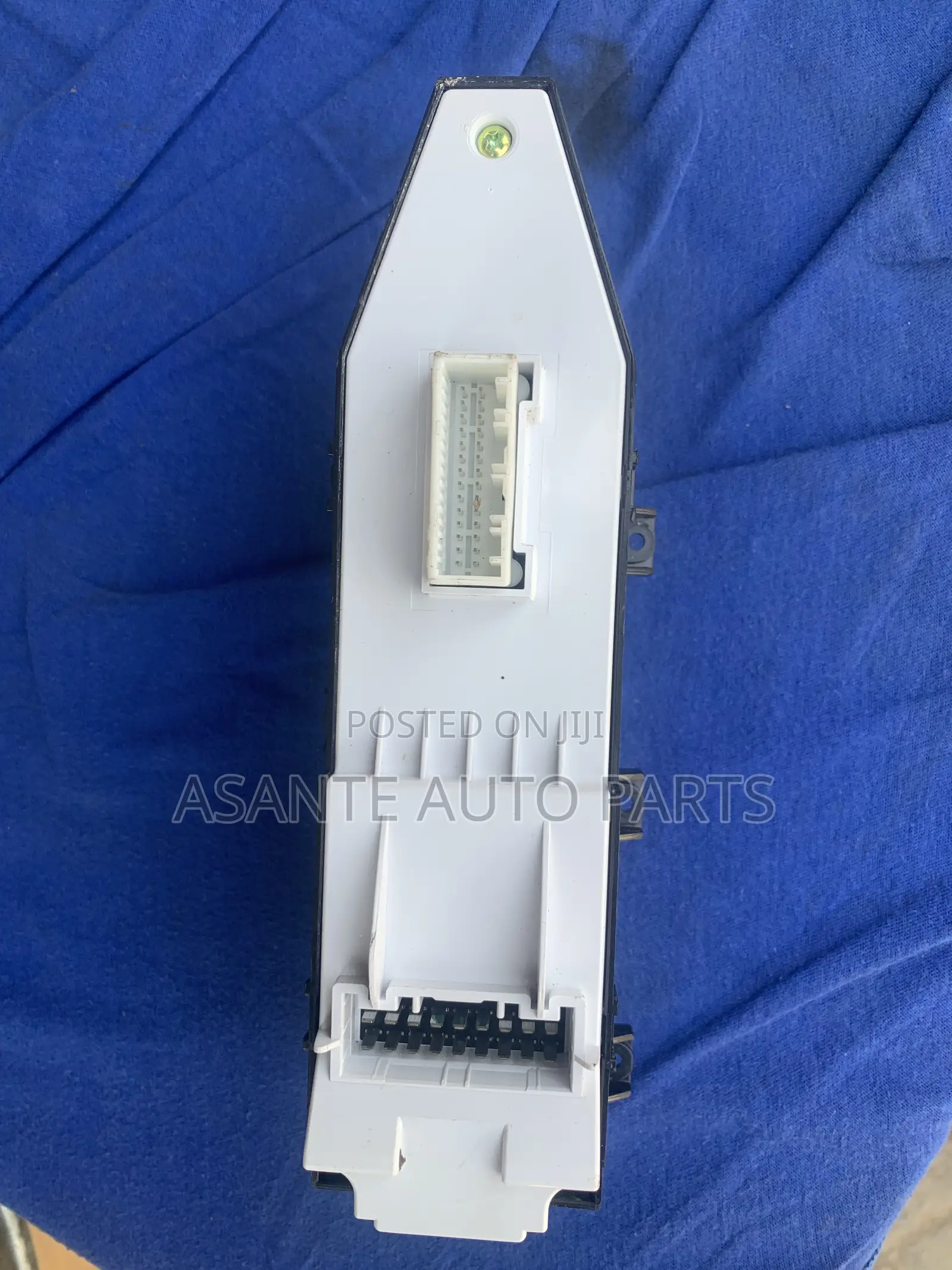 Hyundai Santa Fe Door Switch