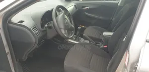 Toyota Corolla 2010 White