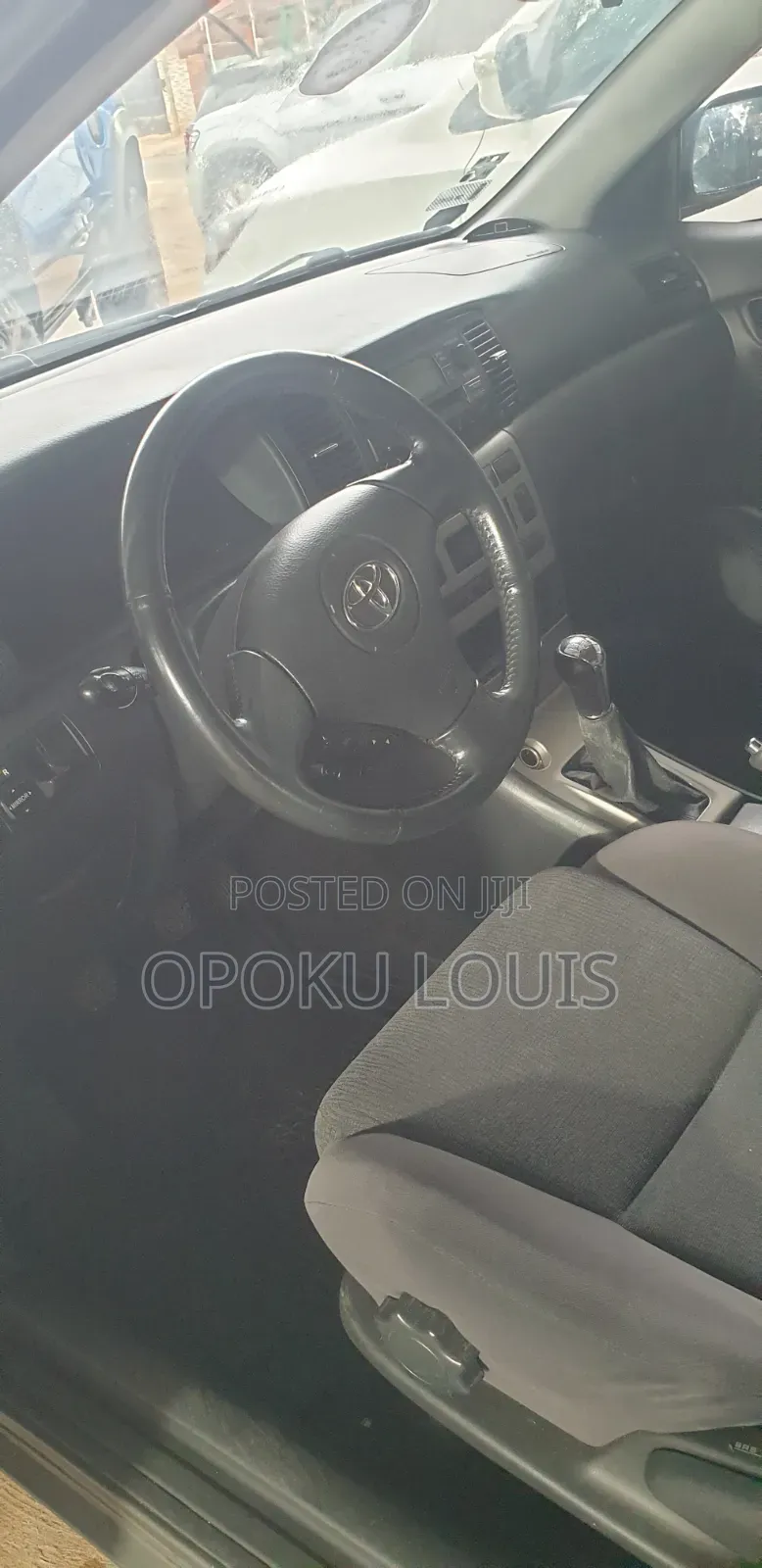 Toyota Corolla 2010 White