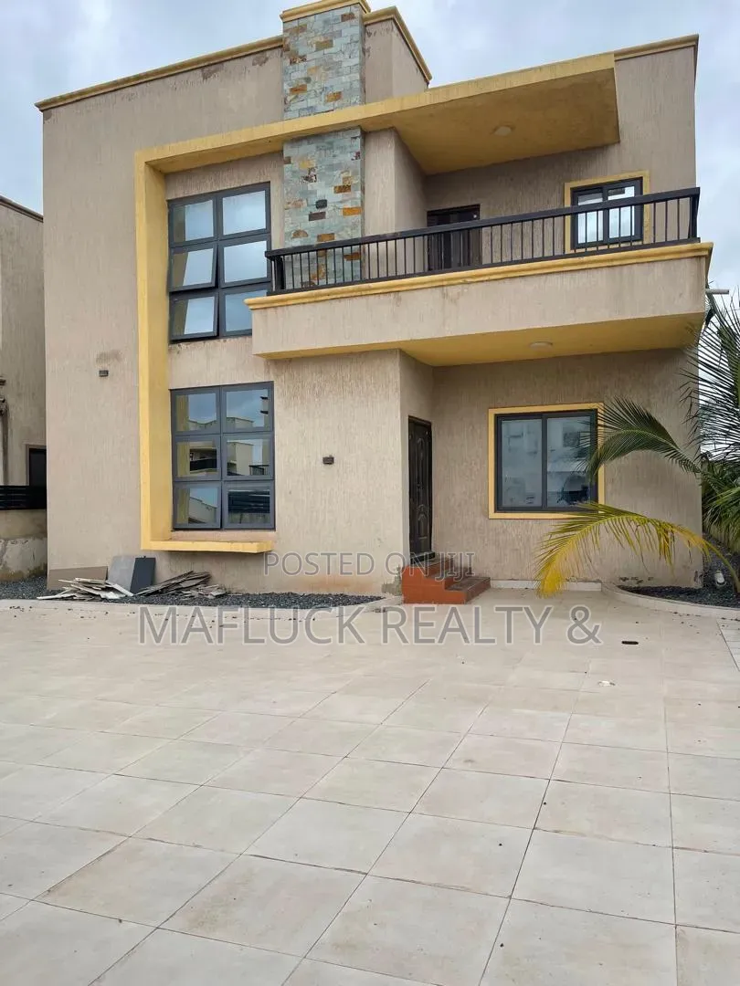 4bdrm House in Lakeside Estate, Ashaley Botwe for rent