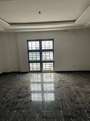 4bdrm House in Lakeside Estate, Ashaley Botwe for rent