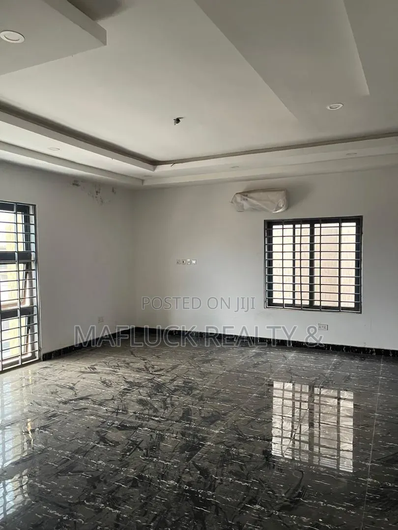 4bdrm House in Lakeside Estate, Ashaley Botwe for rent