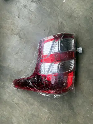 Mitsubishi L200 Taillight 2012 2013 2014 2015 2016 2017