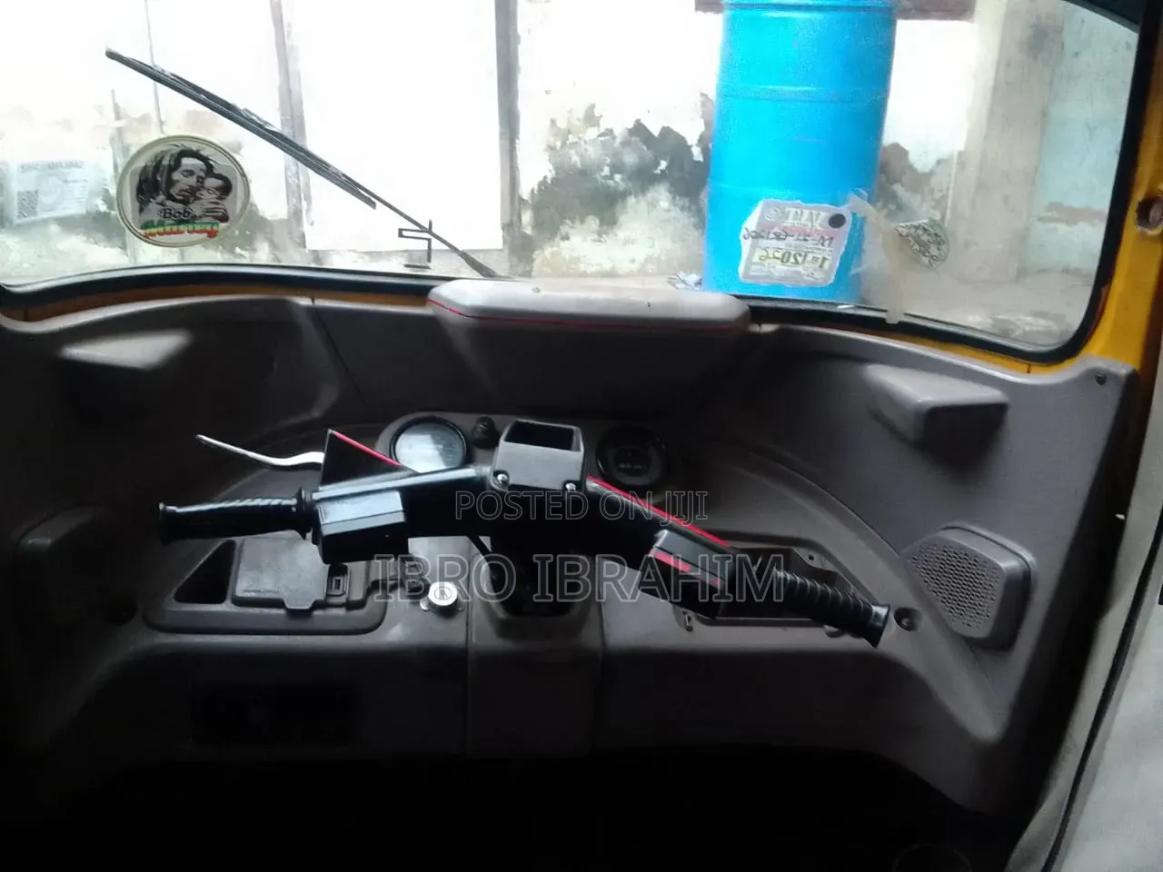 Bajaj RE 2021 Black
