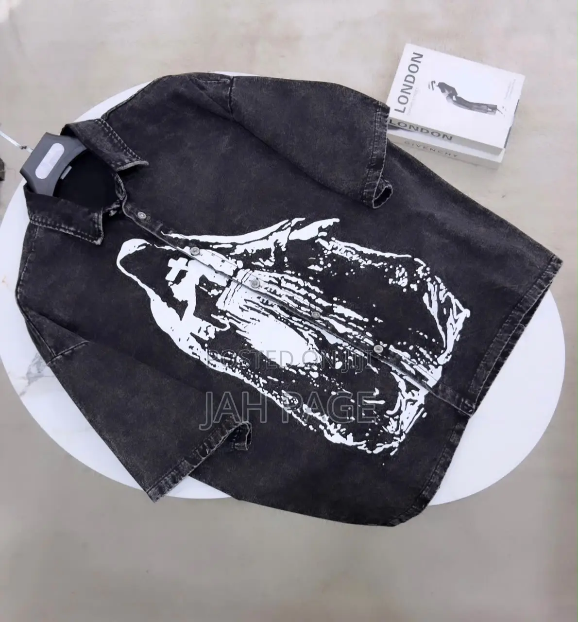 Solid Wash Vintage Jeans Shirt