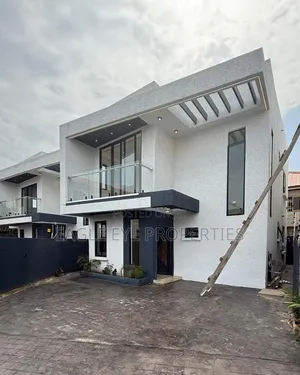 3bdrm House in Nmai-Dzorn for sale